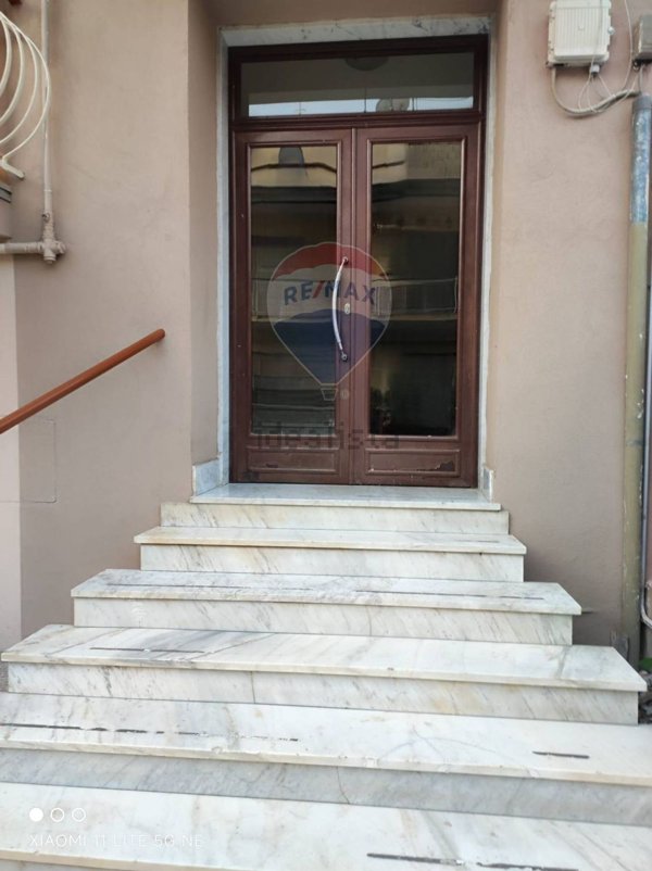 appartamento in vendita a Napoli in zona Pianura