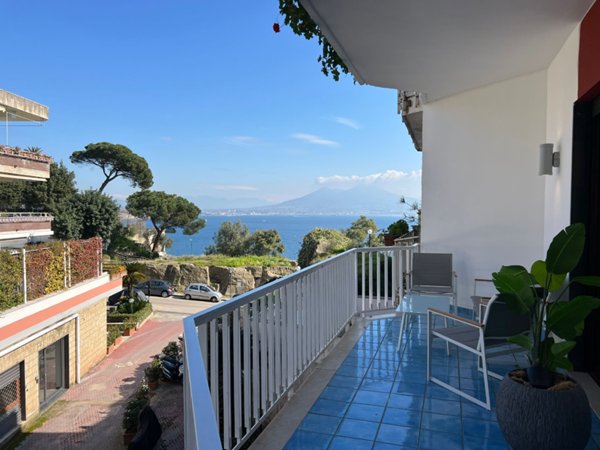 appartamento in vendita a Napoli in zona Posillipo