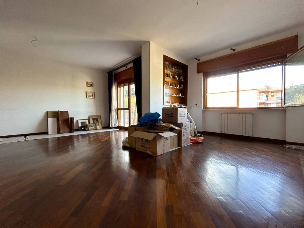 appartamento in vendita a Napoli in zona Soccavo