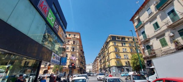 appartamento in vendita a Napoli in zona Pendino / San Giuseppe