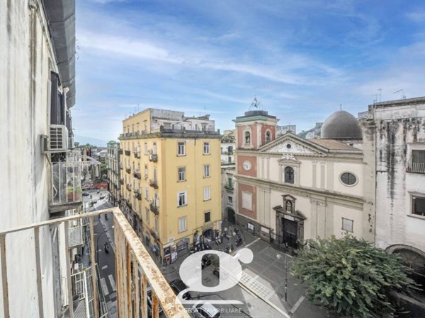 appartamento in vendita a Napoli in zona Avvocata