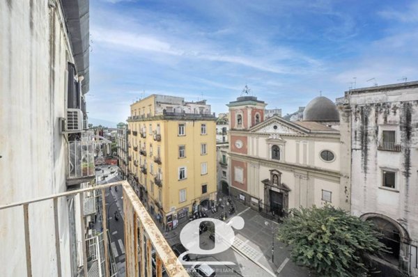 appartamento in vendita a Napoli in zona Avvocata