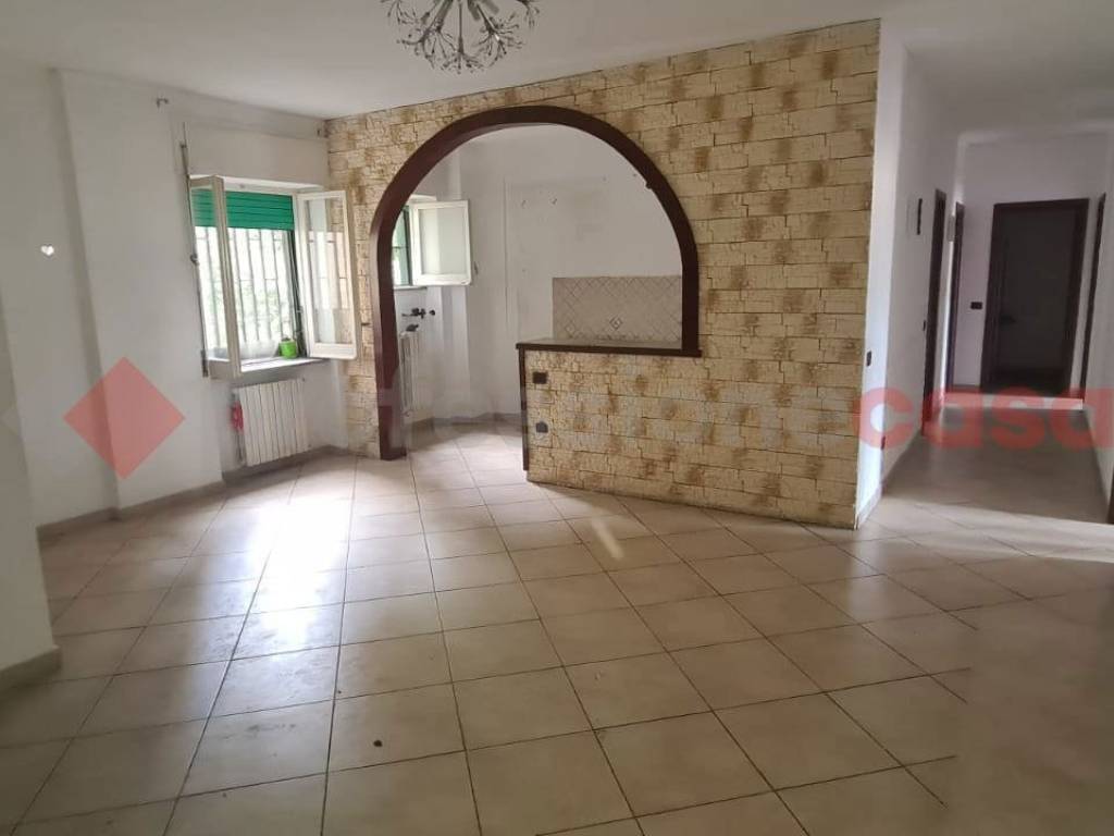 appartamento in vendita a Napoli in zona Pianura