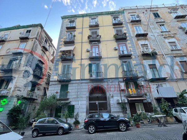 appartamento in vendita a Napoli in zona Montecalvario
