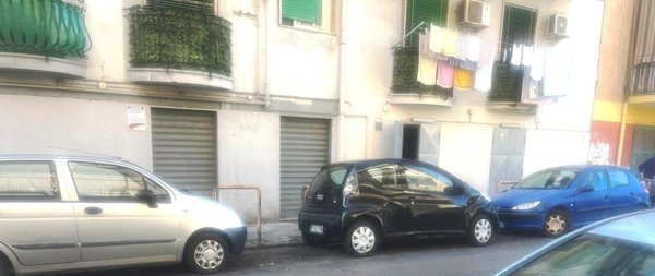negozio in vendita a Napoli in zona Secondigliano