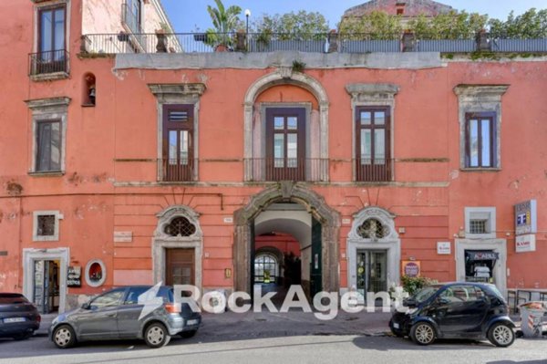 casa indipendente in vendita a Napoli in zona Posillipo