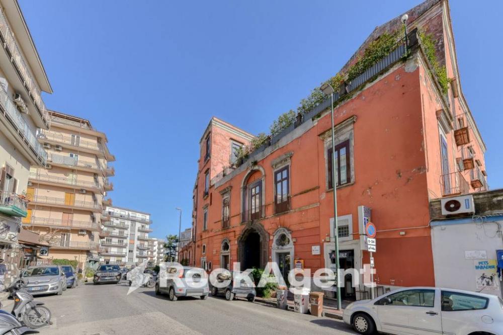 casa indipendente in vendita a Napoli in zona Posillipo