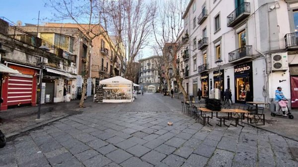 monolocale in vendita a Napoli in zona Vomero
