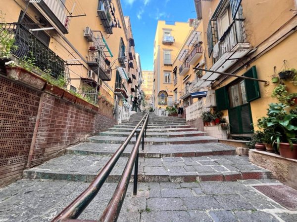 appartamento in vendita a Napoli in zona Vomero