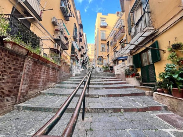 appartamento in vendita a Napoli in zona Vomero