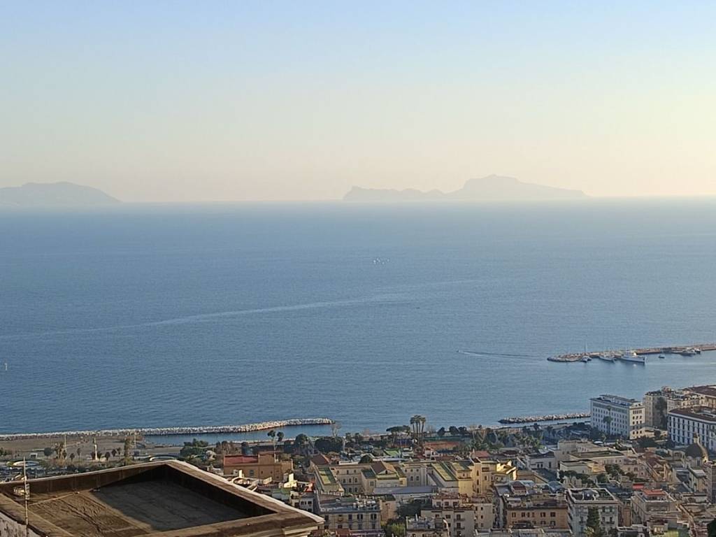 appartamento in vendita a Napoli in zona Vomero