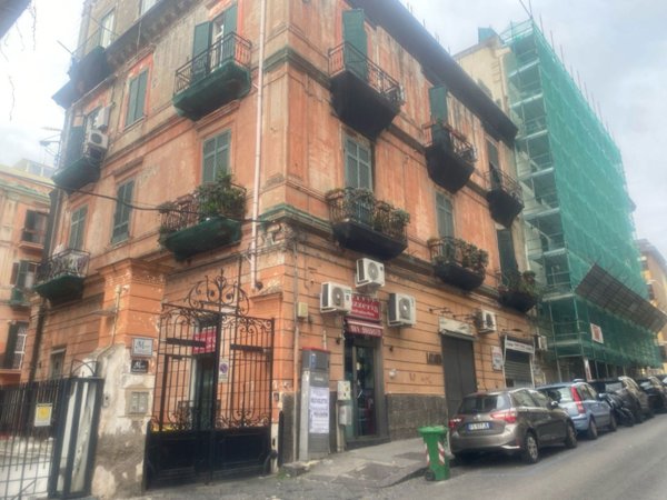 appartamento in vendita a Napoli in zona Vomero