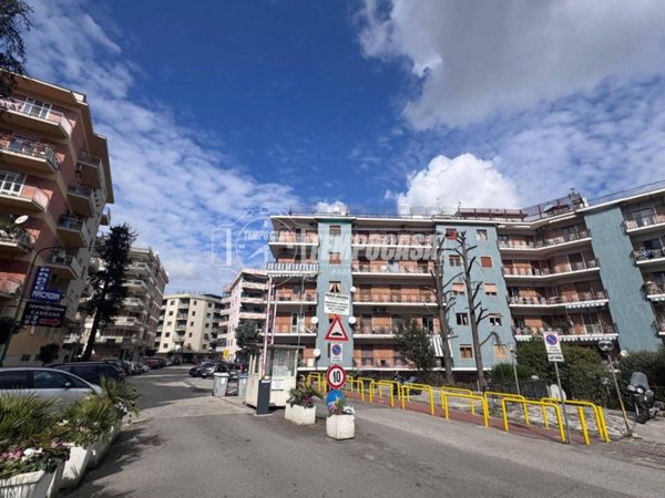 appartamento in vendita a Napoli in zona Capodimonte / Colli Aminei