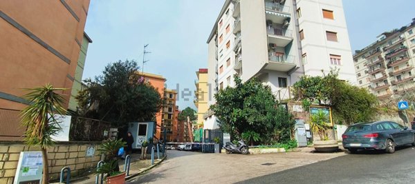 appartamento in vendita a Napoli in zona Arenella
