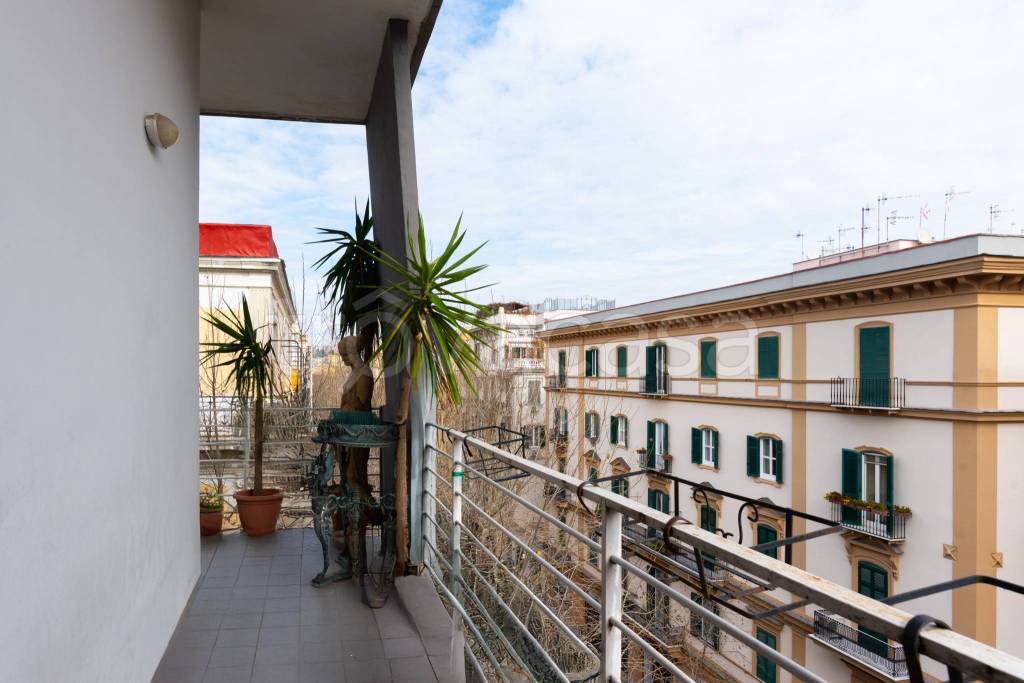 appartamento in vendita a Napoli in zona Vomero