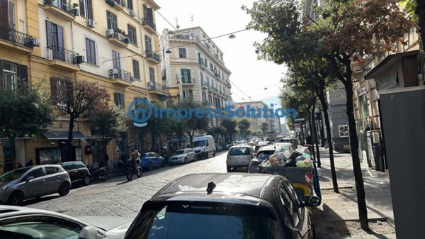 appartamento in vendita a Napoli in zona Pendino / San Giuseppe