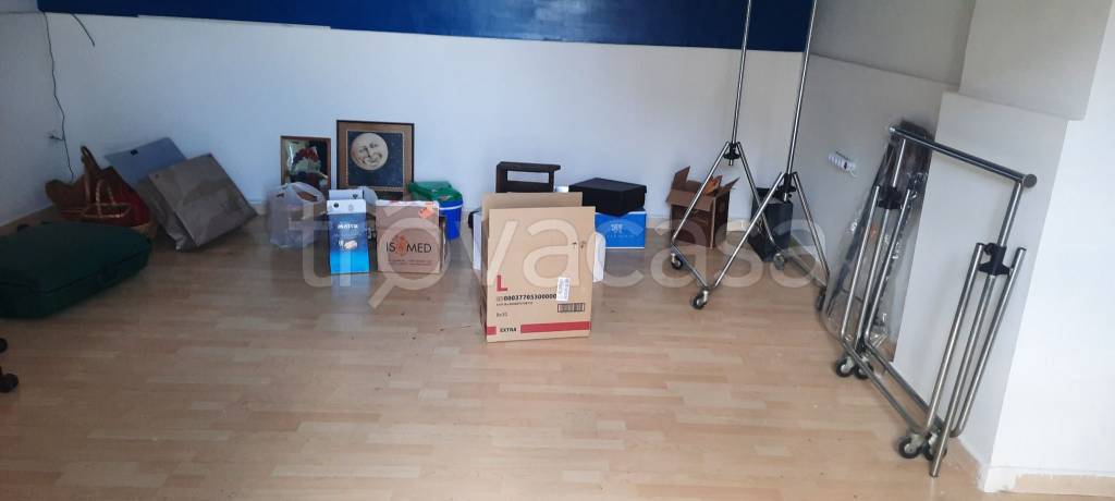 appartamento in vendita a Napoli in zona Chiaia