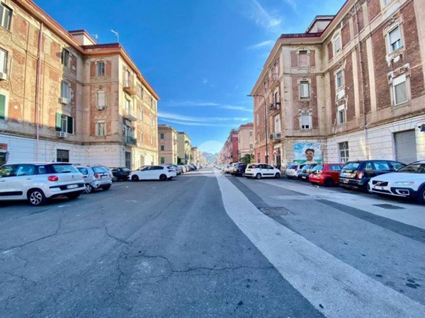 appartamento in vendita a Napoli in zona Bagnoli