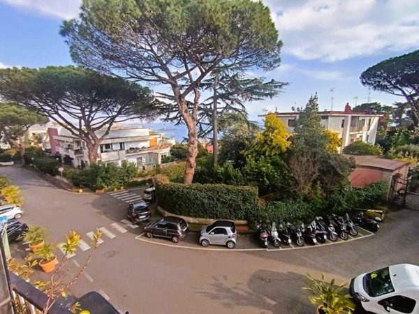 appartamento in vendita a Napoli in zona Vomero
