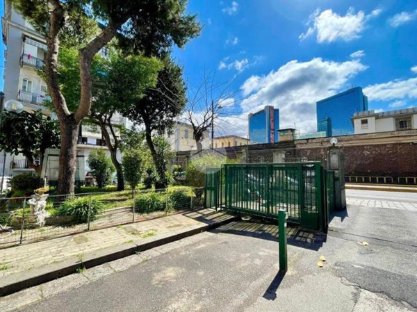 appartamento in vendita a Napoli in zona Poggioreale