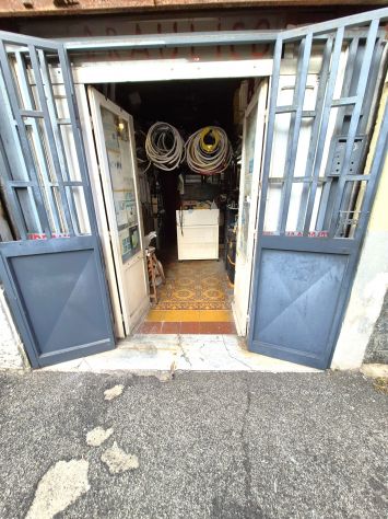 ufficio in vendita a Napoli in zona Bagnoli
