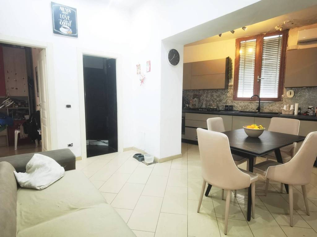 appartamento in vendita a Napoli in zona Miano