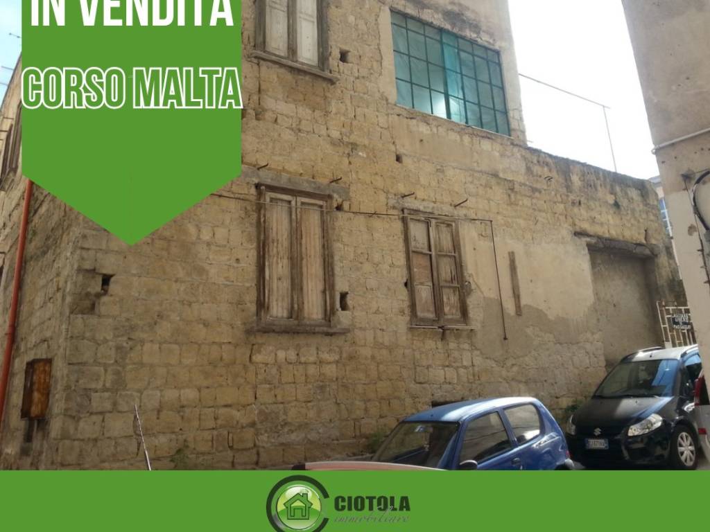 appartamento in vendita a Napoli in zona Poggioreale
