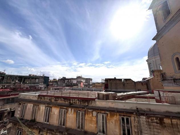 appartamento in vendita a Napoli in zona Pendino / San Giuseppe