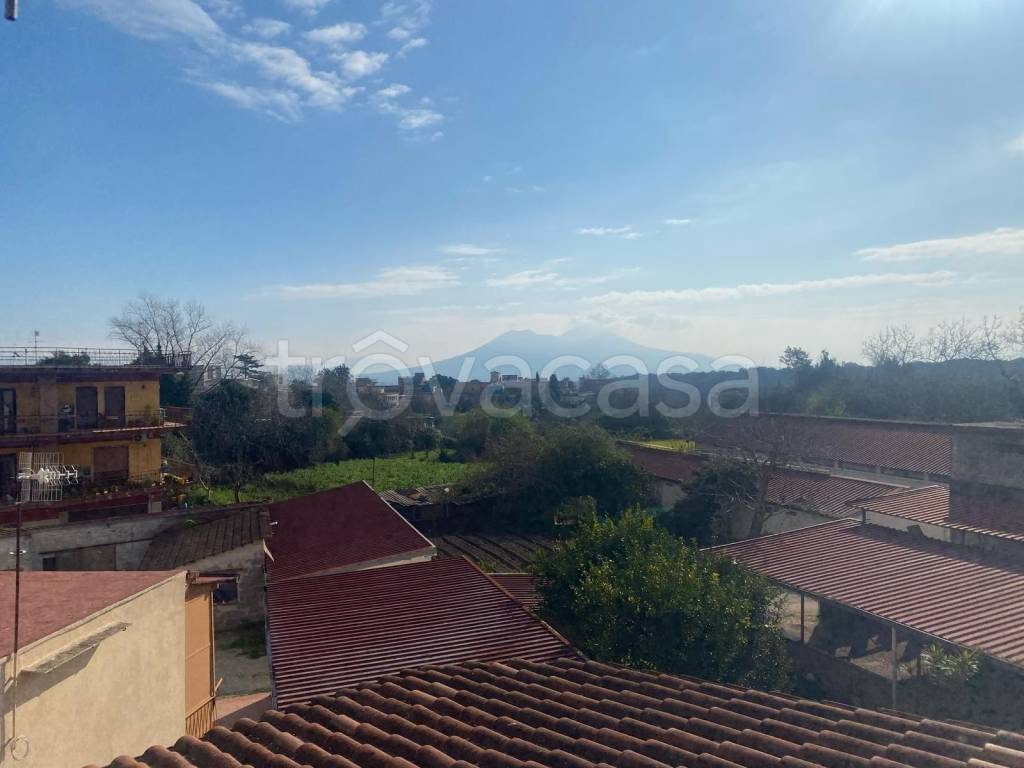 appartamento in vendita a Napoli in zona Piscinola