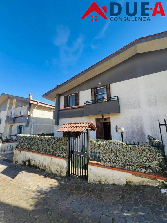 appartamento in vendita a Napoli in zona Camaldoli