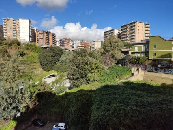 appartamento in vendita a Napoli in zona Arenella