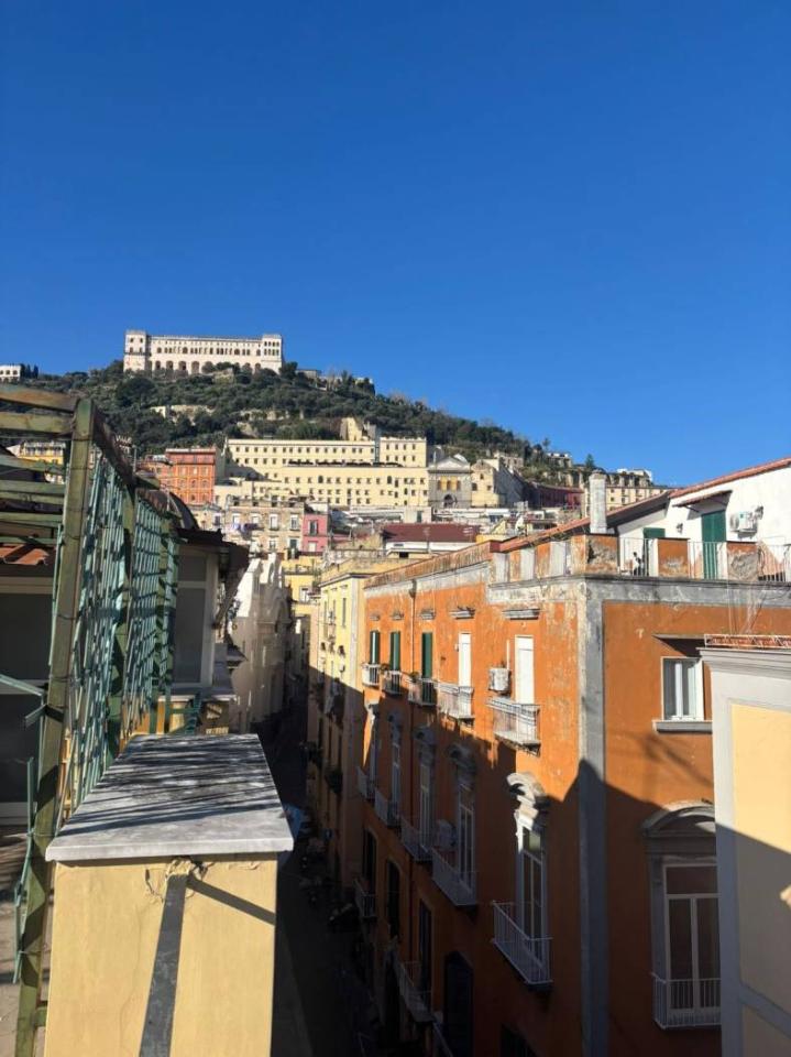 appartamento in vendita a Napoli in zona Montecalvario