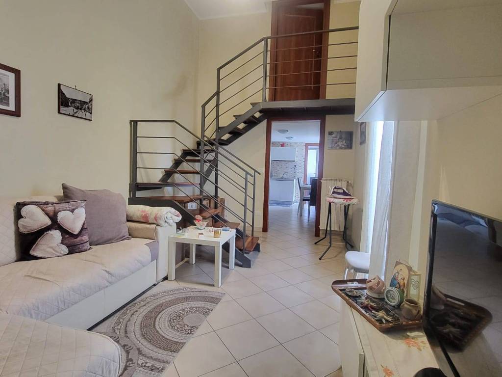 appartamento in vendita a Napoli in zona Bagnoli