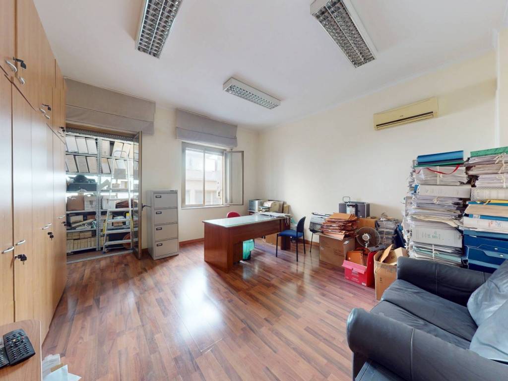 appartamento in vendita a Napoli in zona Fuorigrotta