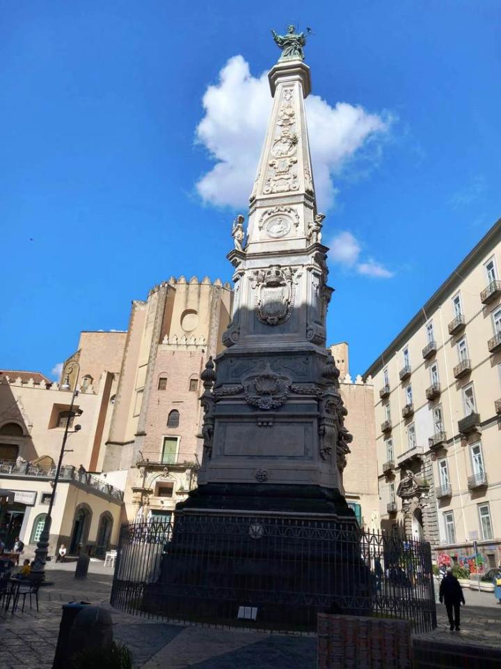 appartamento in vendita a Napoli in zona Stella