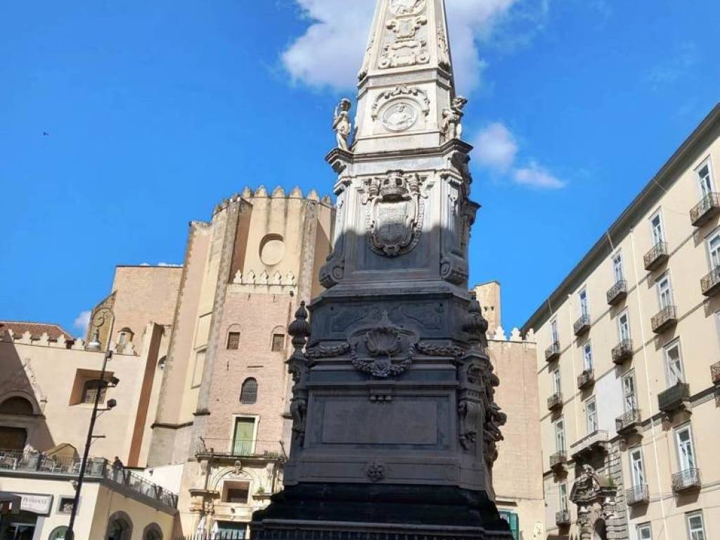 appartamento in vendita a Napoli in zona Stella