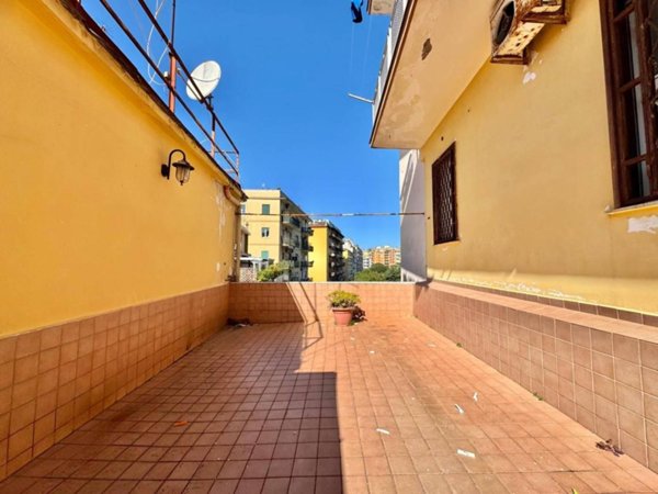 appartamento in vendita a Napoli in zona Arenella
