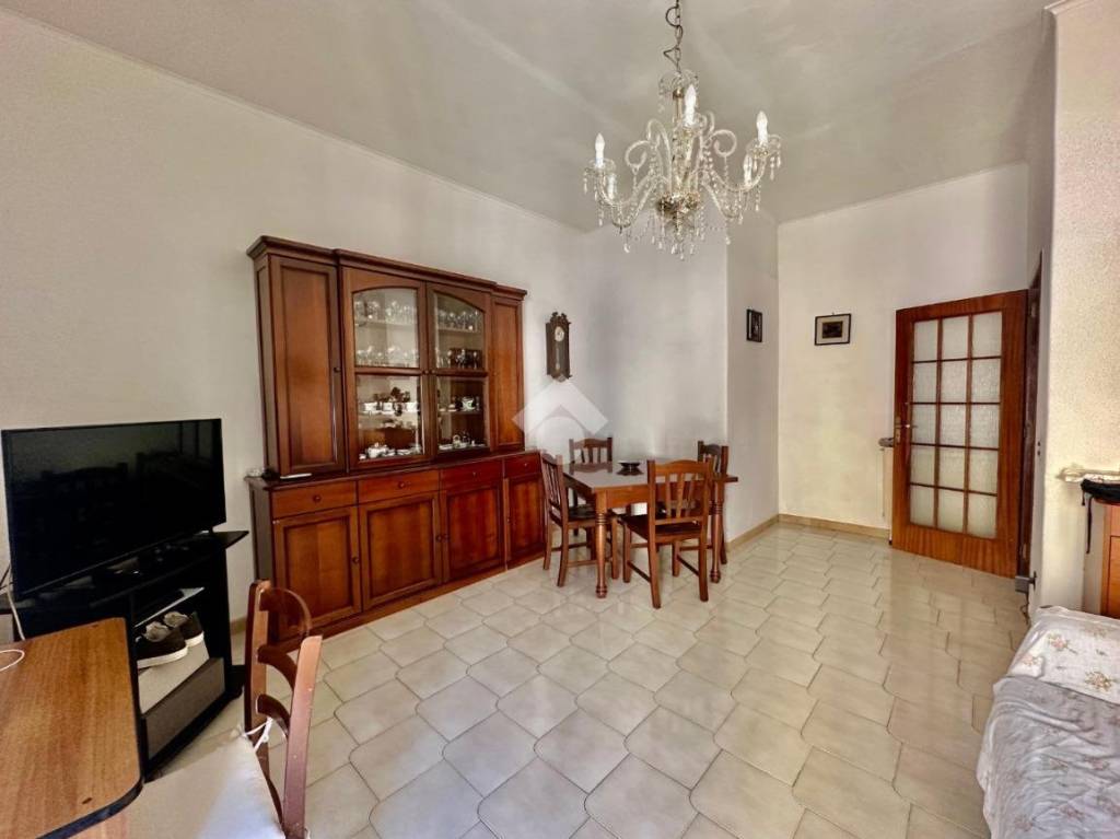 appartamento in vendita a Napoli in zona San Ferdinando