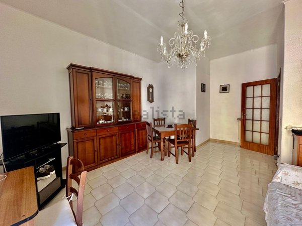 appartamento in vendita a Napoli in zona San Ferdinando