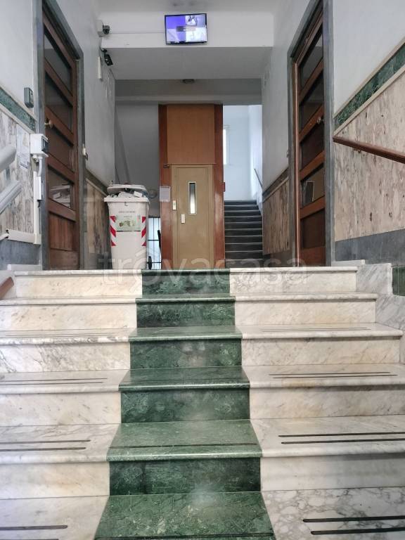 appartamento in vendita a Napoli in zona Arenella