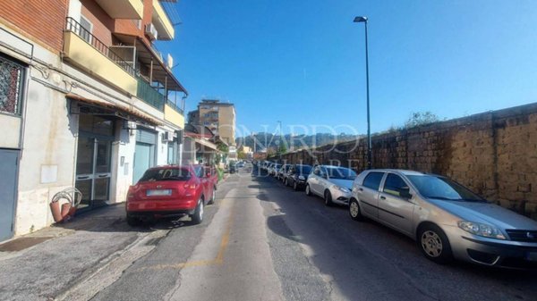 appartamento in vendita a Napoli in zona Bagnoli