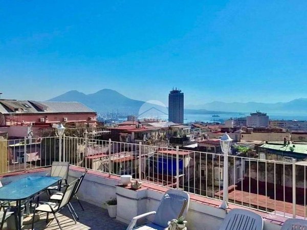 appartamento in vendita a Napoli
