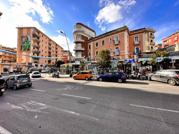 appartamento in vendita a Napoli in zona Arenella