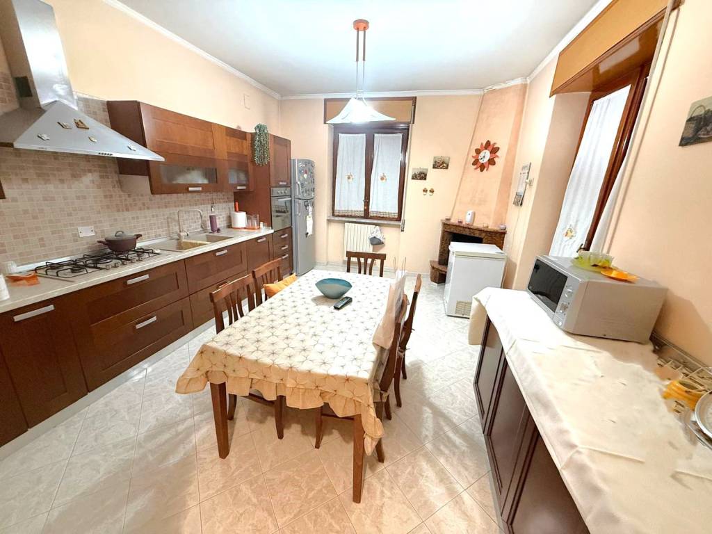 appartamento in vendita a Napoli in zona Chiaiano