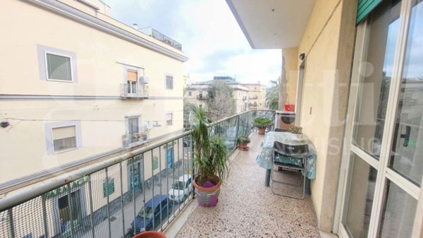 appartamento in vendita a Napoli in zona Bagnoli