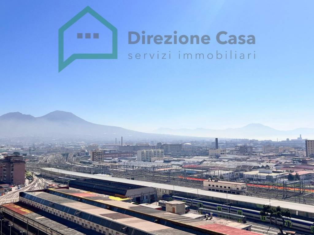appartamento in vendita a Napoli in zona Zona Industriale-Ferrovia