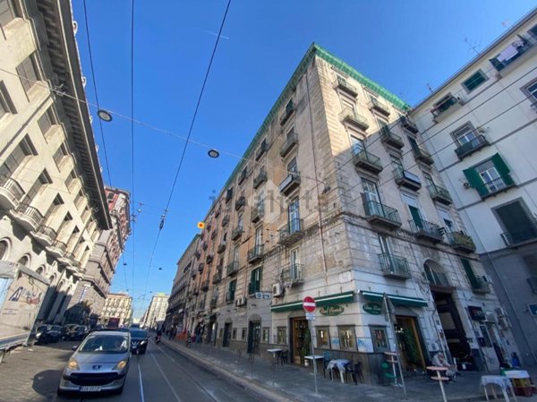 appartamento in vendita a Napoli in zona Pendino / San Giuseppe