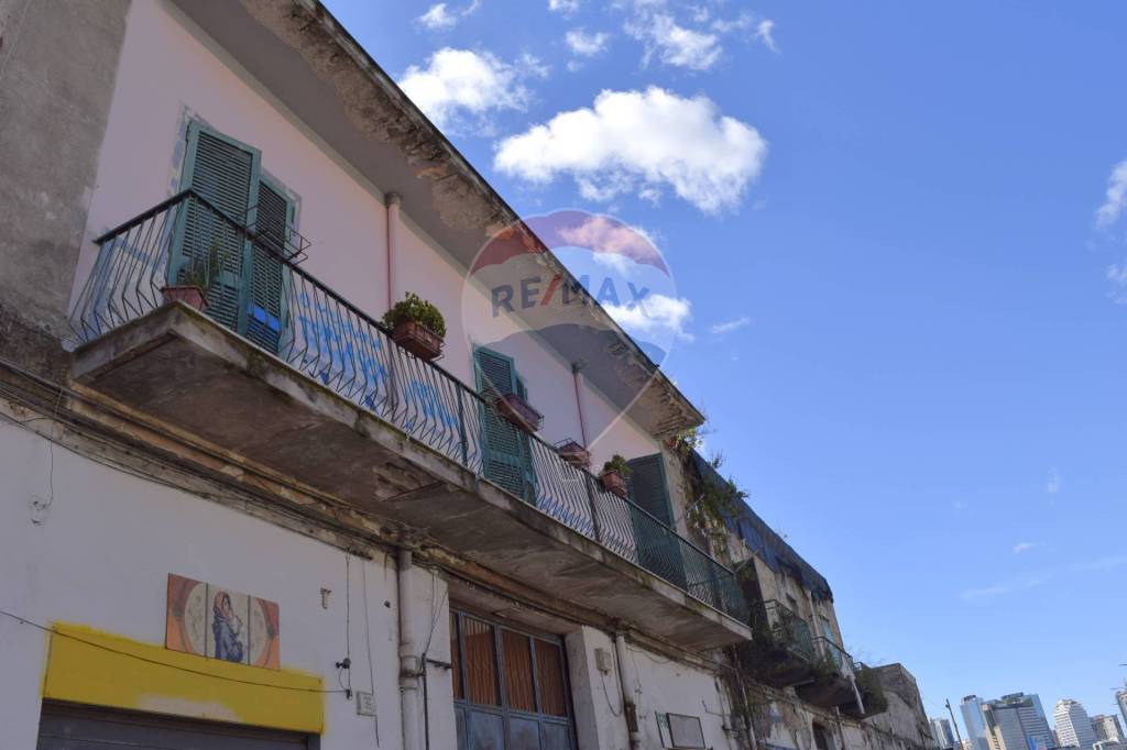 casa indipendente in vendita a Napoli