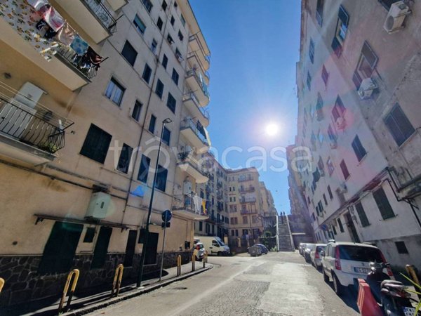 appartamento in vendita a Napoli in zona Stella