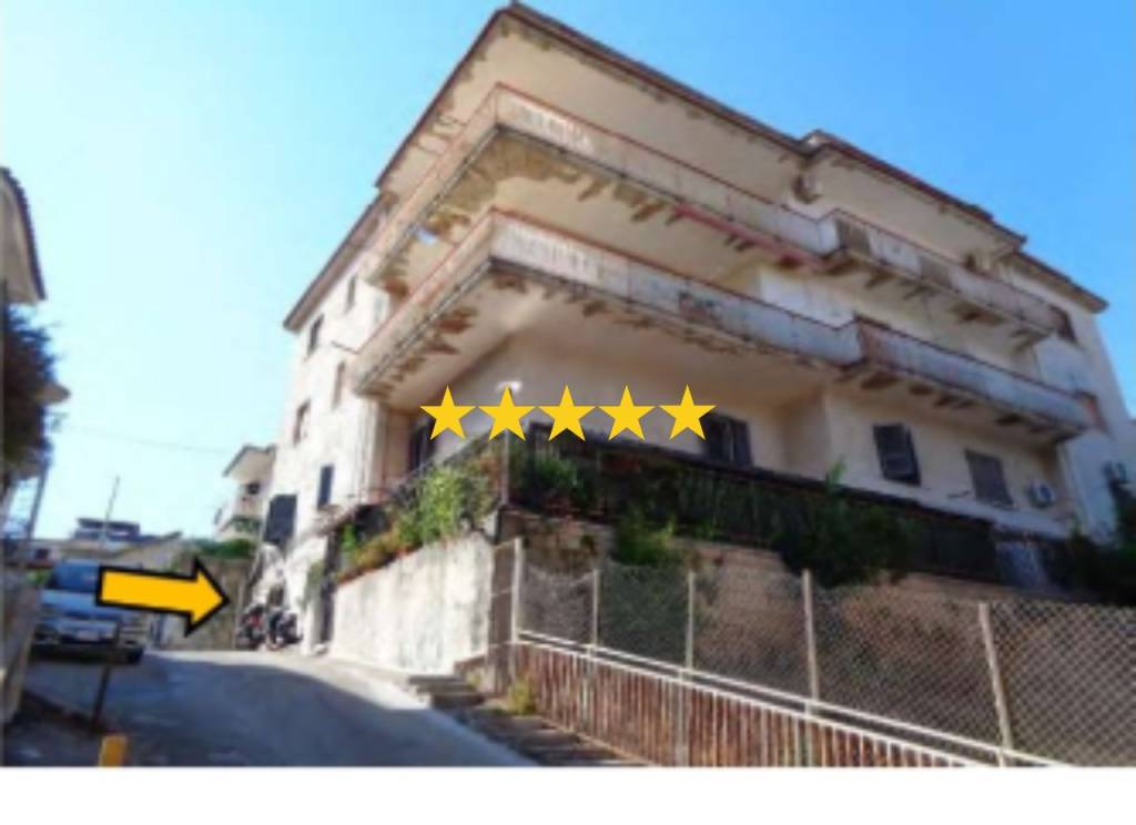 appartamento in vendita a Napoli in zona Chiaiano